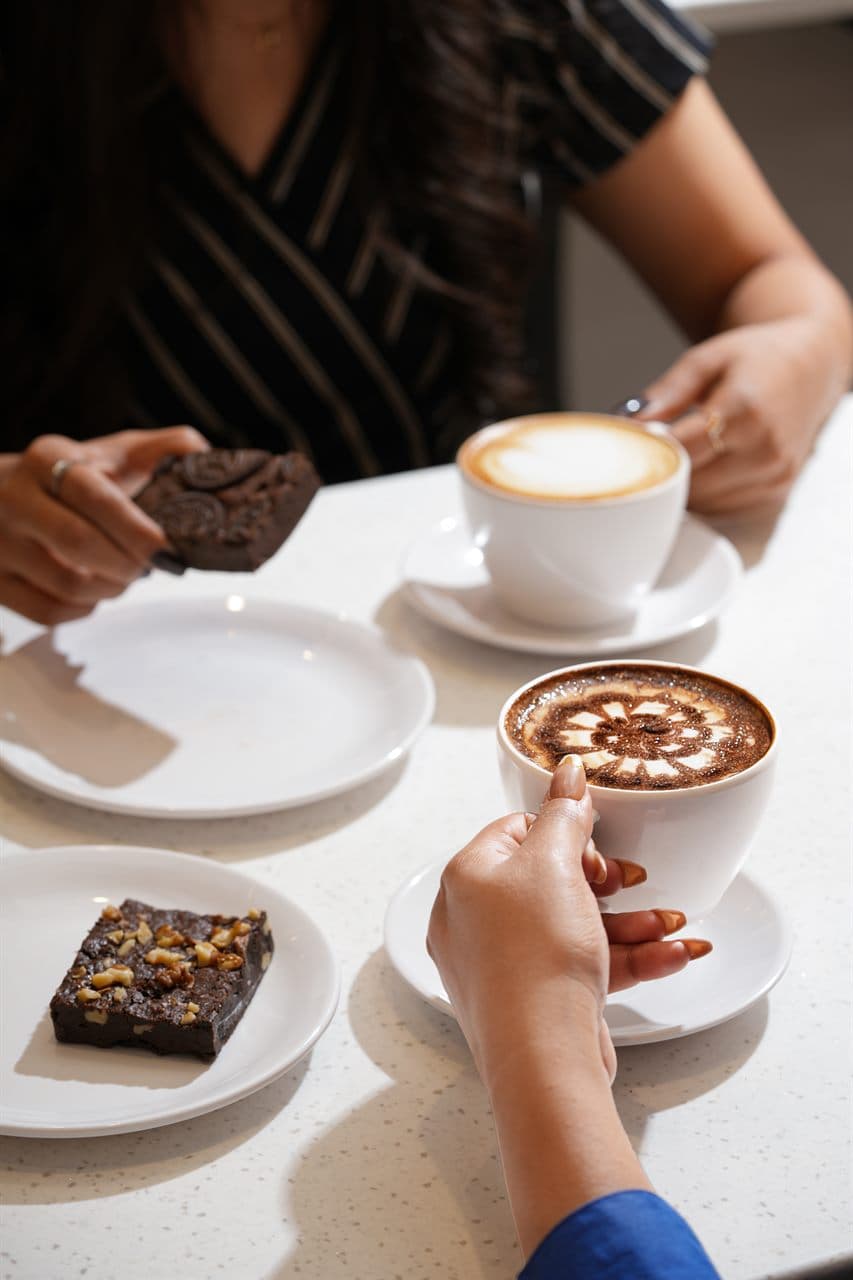 Puri Bakers café lifestyle frame